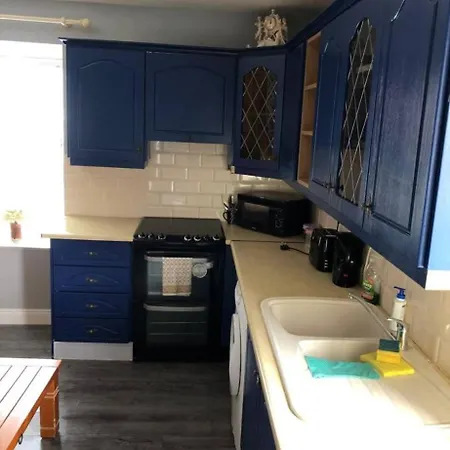 Charming 1-bedroom With Jacuzzi In * Johnstown