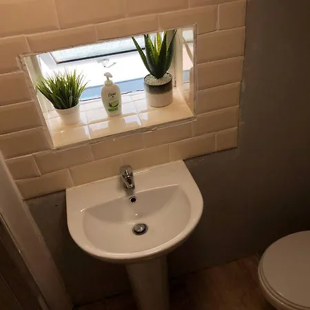 Charming 1-bedroom With Jacuzzi In Johnstown شقة Johnstown (Kilkenny)